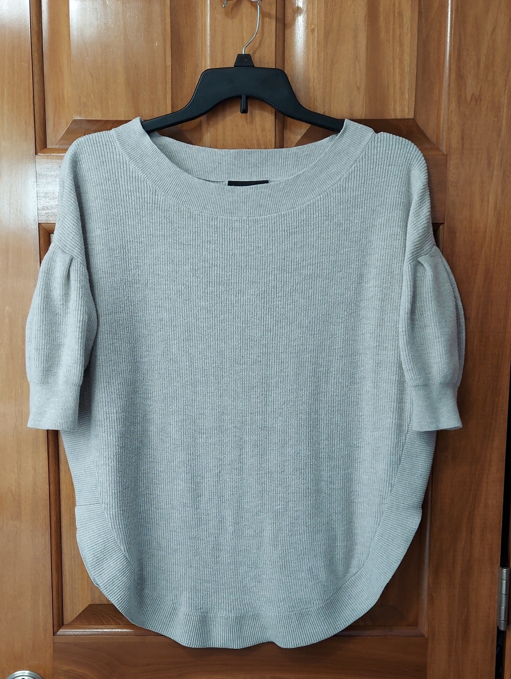 Express Oversized Taupe Boatneck Knit Top With Ribbed Hem All Around Size Medium